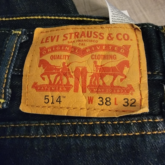 Levi's 514 Dark Blue Jeans 38Wx32L - Picture 2 of 2
